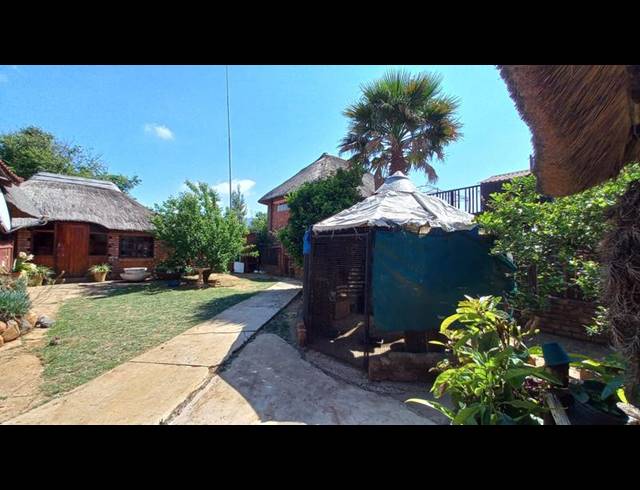 FARM FOR SALE IN KAMEELDRIFT WEST